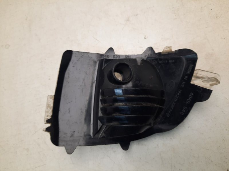 Повторитель на крыло правый