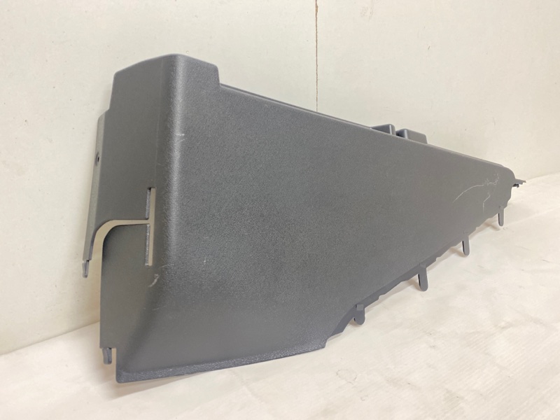 Обшивка багажника