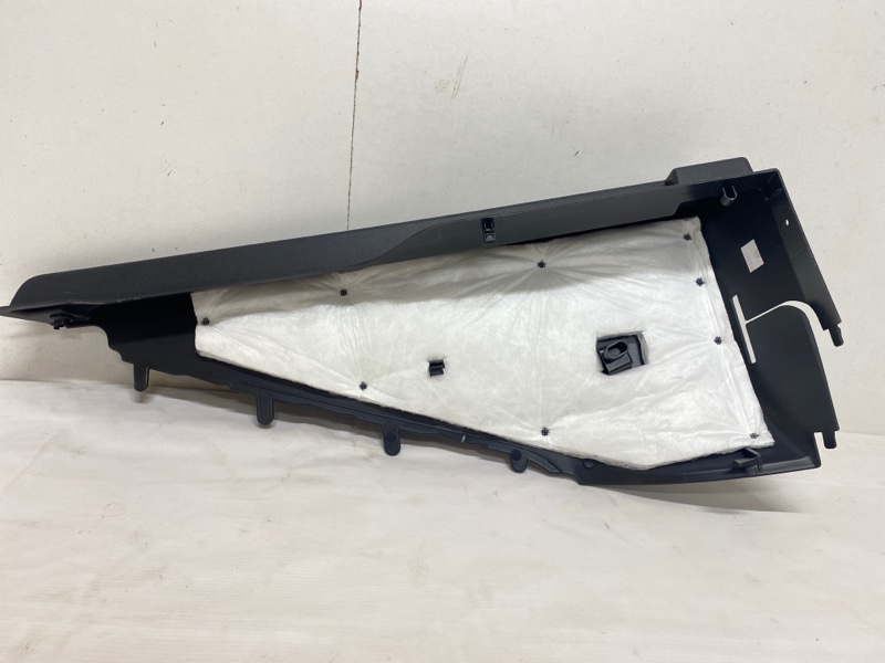 Обшивка багажника