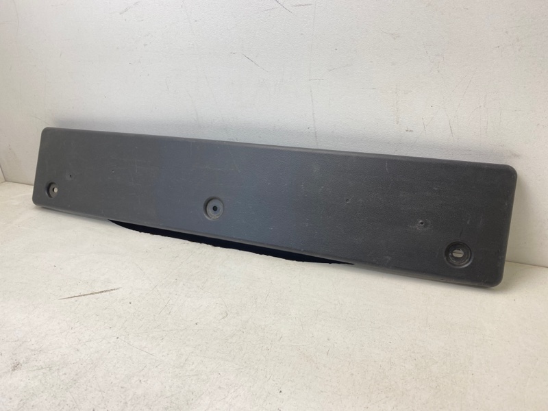 Накладка переднего бампера под номер