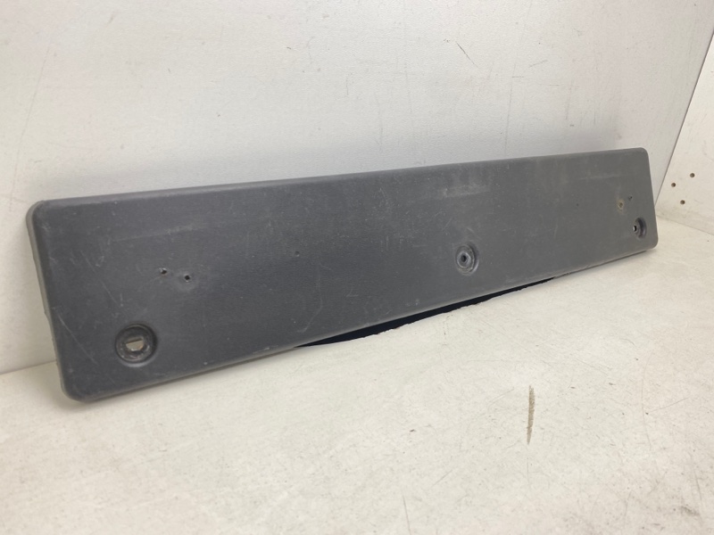 Накладка переднего бампера под номер