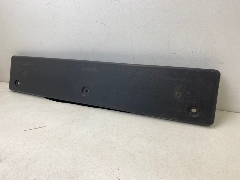 Накладка переднего бампера под номер