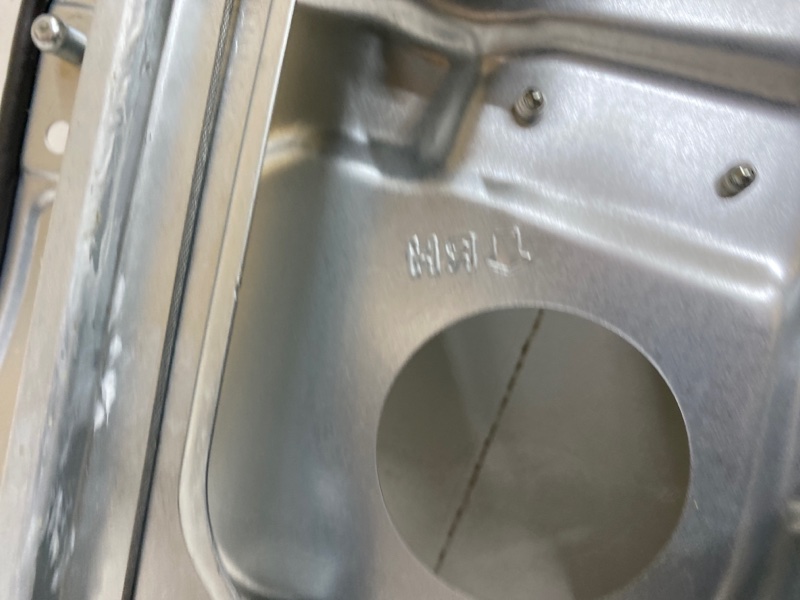 Стеклоподъемник электр. передний правый