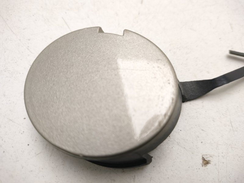 Заглушка буксировочного крюка