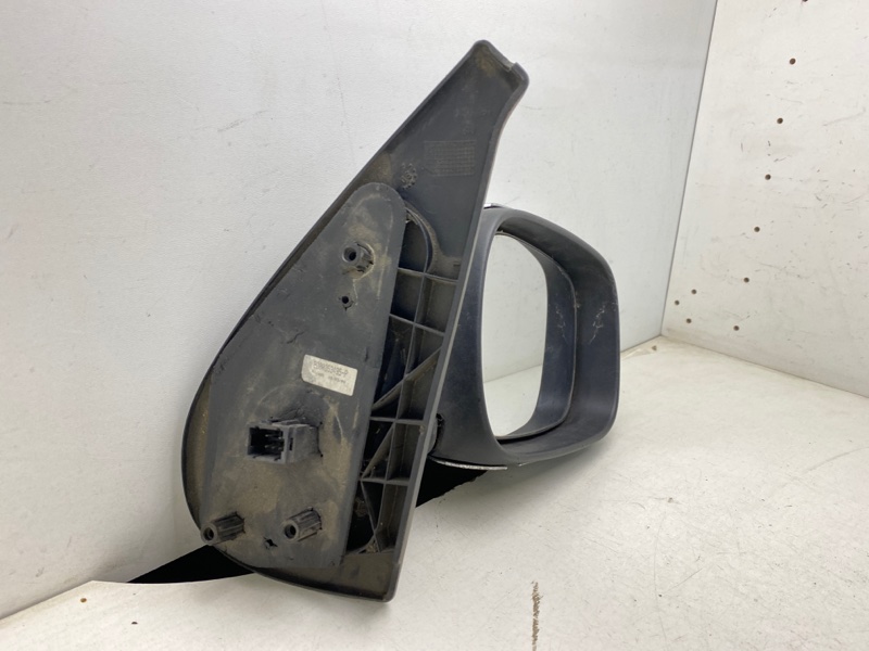 Зеркало правое электрическое