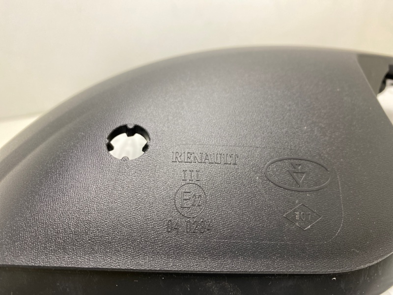 Накладка зеркала правого