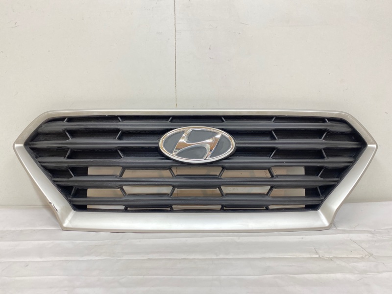 Решетка радиатора