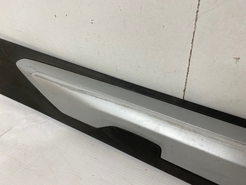 Накладка двери задней правой