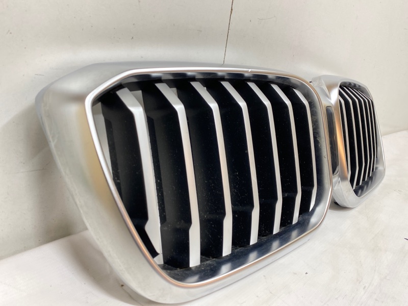 Решетка радиатора