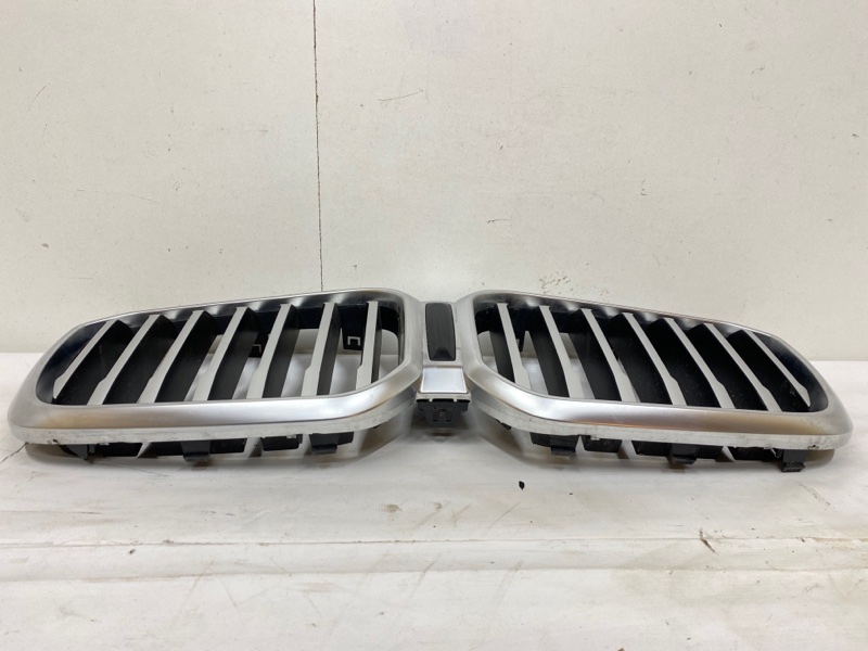 Решетка радиатора