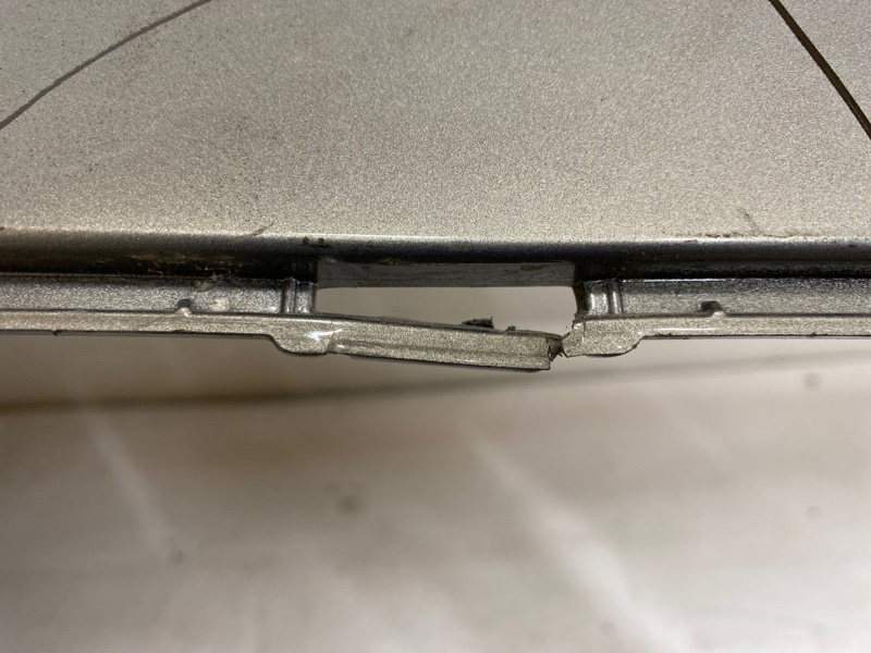 Бампер задний