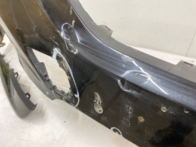 Бампер передний