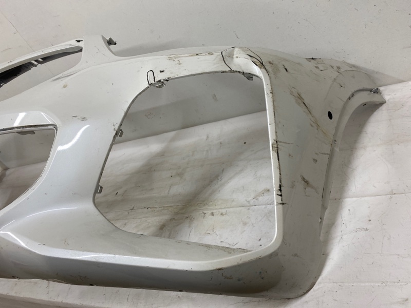 Бампер передний