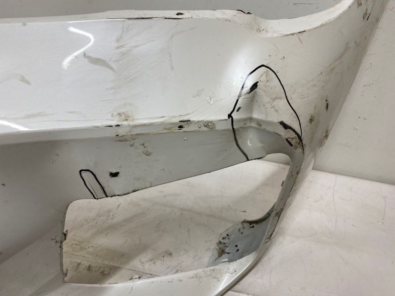 Бампер передний