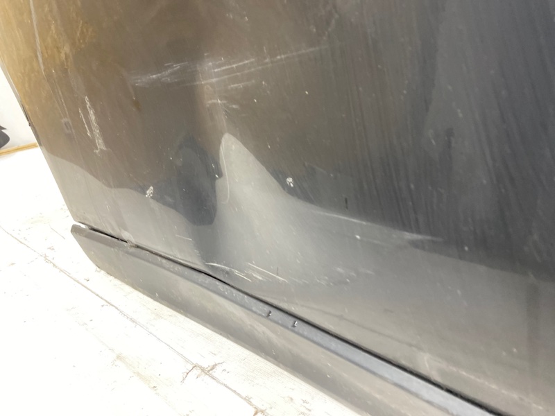 Дверь задняя правая