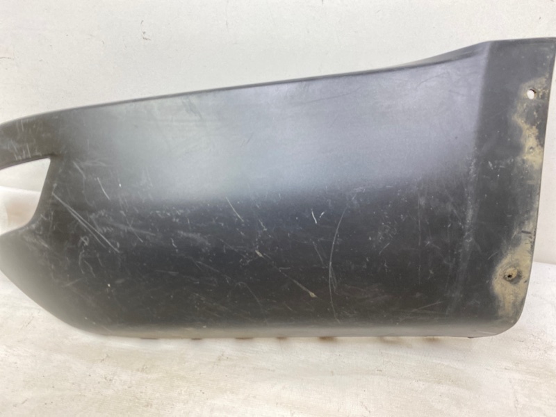 Накладка заднего бампера правая