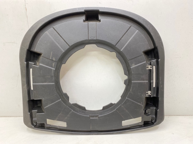 Ниша запасного колеса