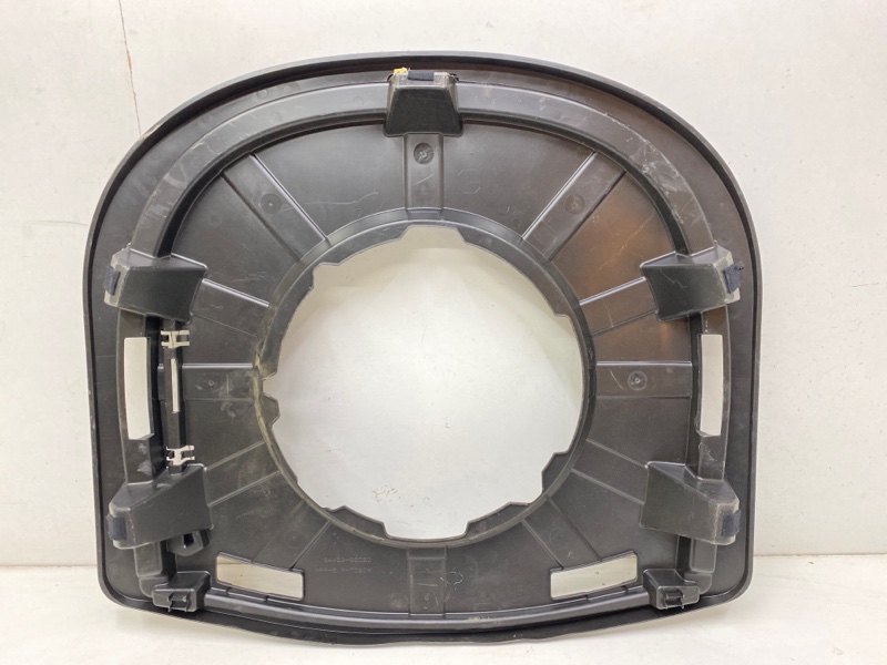 Ниша запасного колеса