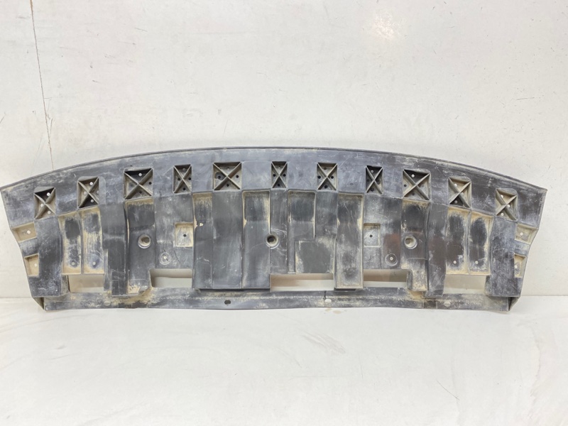 Пыльник двигателя