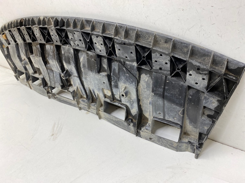 Пыльник двигателя