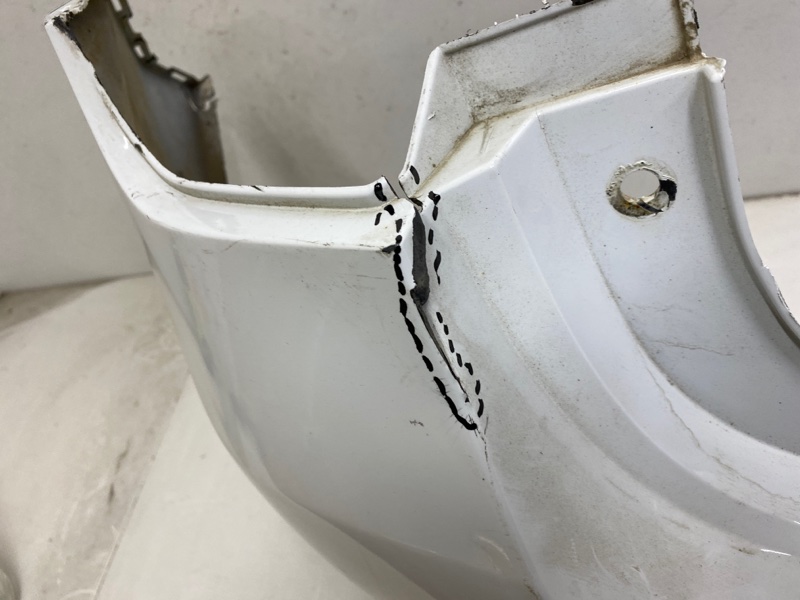 Бампер задний