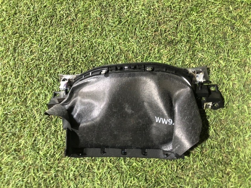 Кожух рулевой колонки