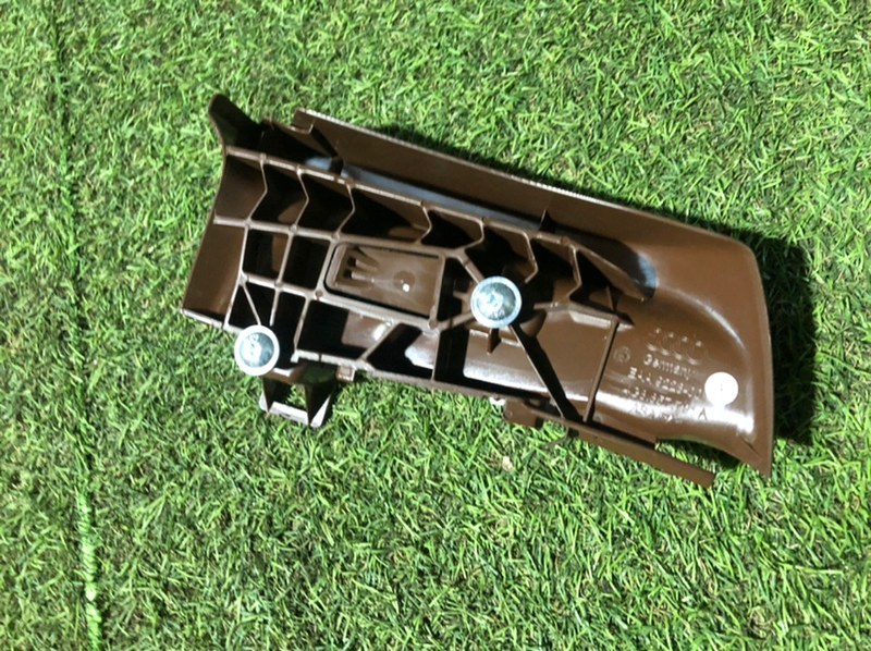 Направляющая ремня безопасности