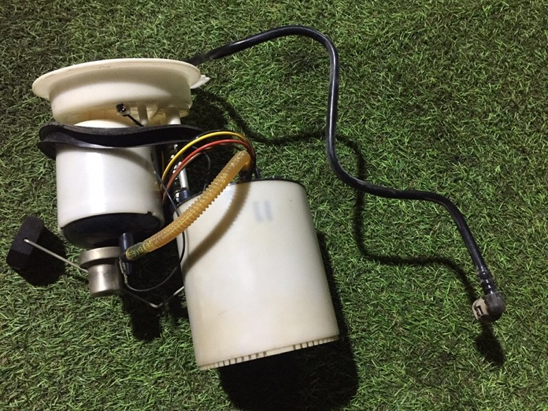 Насос топливный электрический