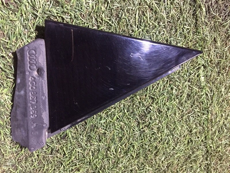 Накладка двери задней левой