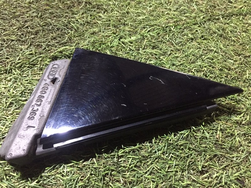 Накладка двери задней левой