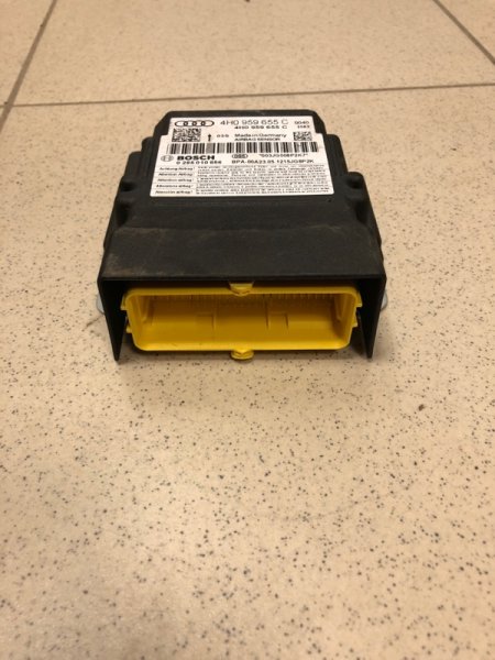 Блок управления подушек безопасности (AIR BAG)