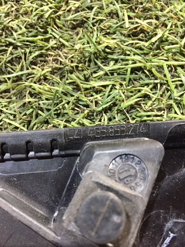 Накладка двери задней правой