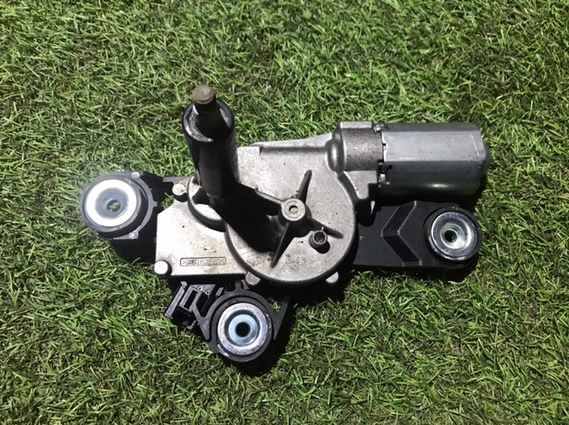 Моторчик стеклоочистителя задний