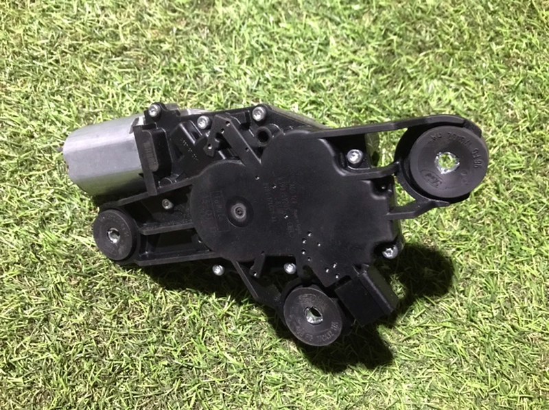 Моторчик стеклоочистителя задний