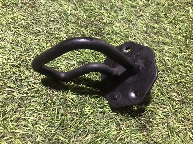 Замок спинки сиденья