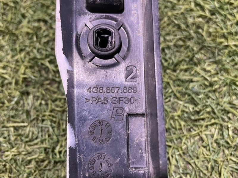 Направляющая бампера