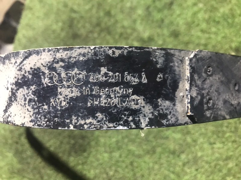 Кронштейн крепления топливного бака