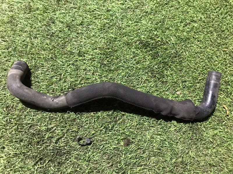 Шланг системы охлаждения