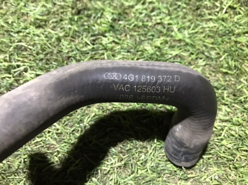 Шланг системы охлаждения