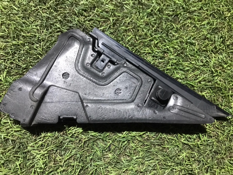 Накладка двери задней правой