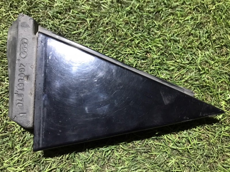 Накладка двери задней правой