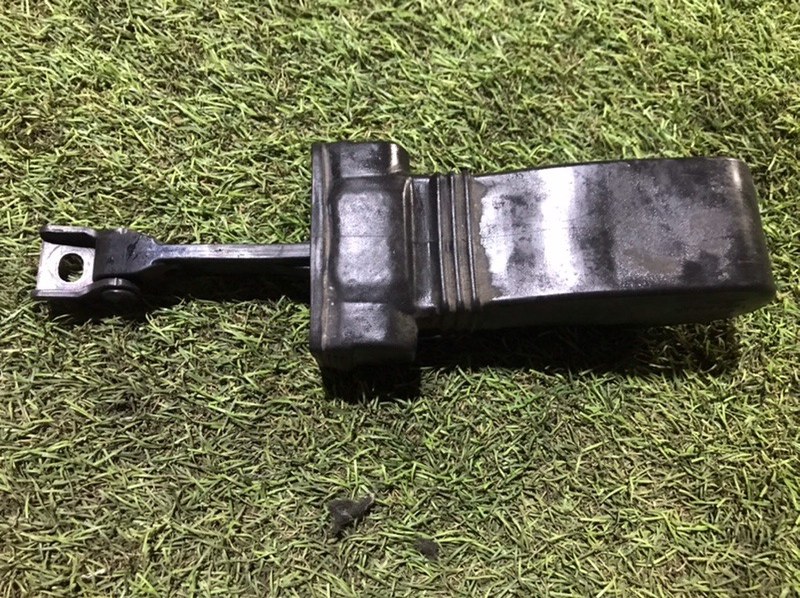 Ограничитель двери