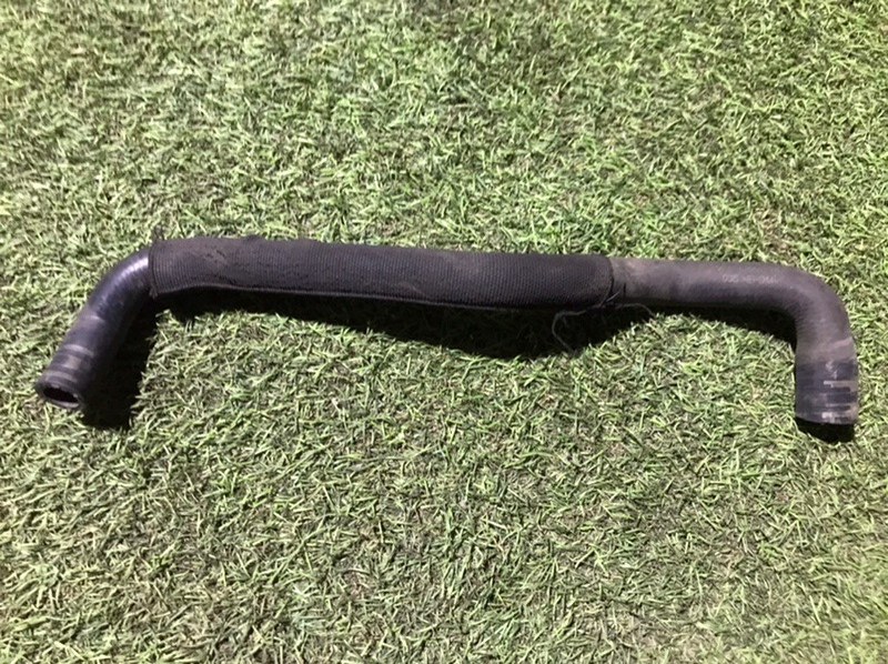 Шланг системы охлаждения