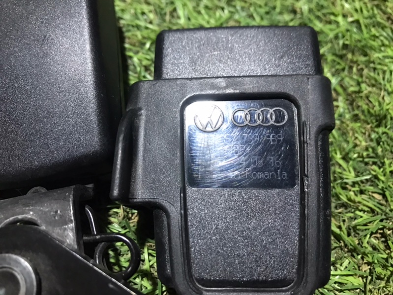 Ответная часть ремня безопасности