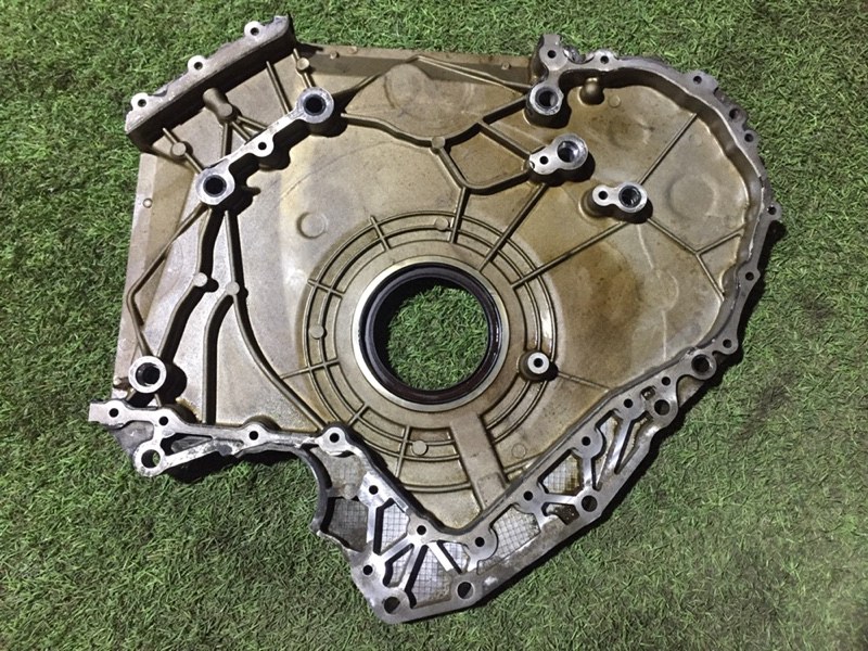 Крышка двигателя