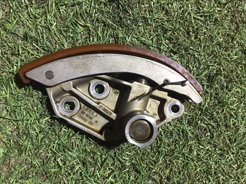 Натяжитель ремня