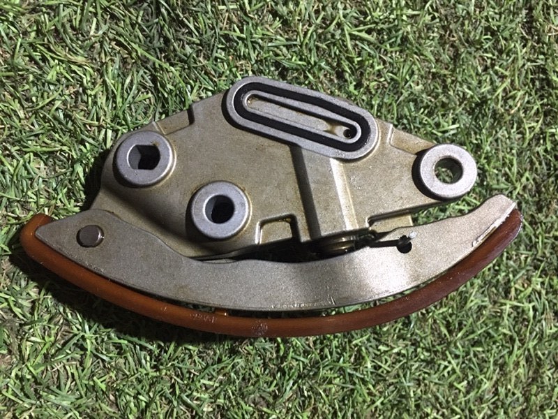 Натяжитель ремня