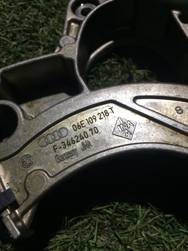 Натяжитель ремня