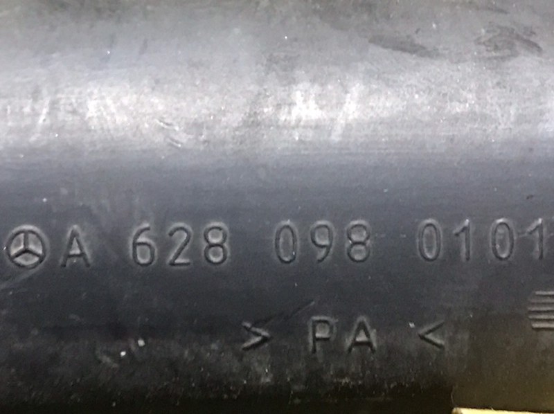 Патрубок воздушного фильтра