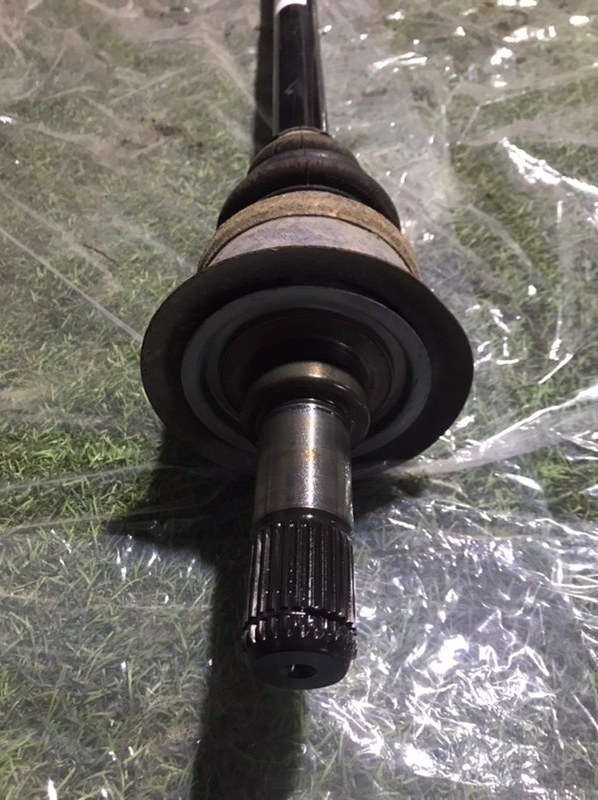 Полуось задняя правая